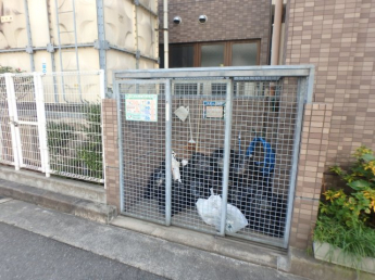 ゴミステーション