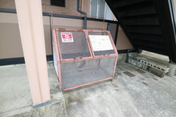 ごみ置き場
