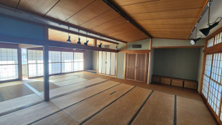 彦根市中央町の店舗一戸建ての画像