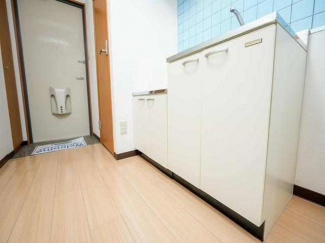 松山市高岡町のマンションの画像