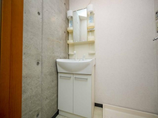 松山市高岡町のマンションの画像