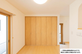 現地（２０２１年５月）撮影※新築当時の写真です。