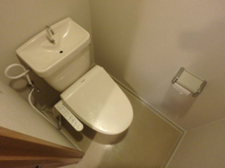 シンプルで使いやすいトイレです