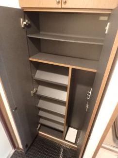 玄関収納です