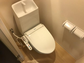 シャワー付トイレ