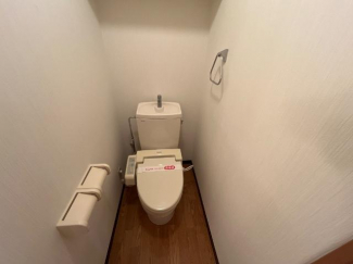 温水暖房便座　上棚あり