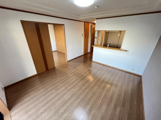 間口が広く使いやすいリビング