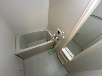 バス