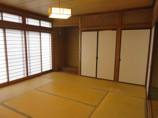 1Ｆ和室８帖