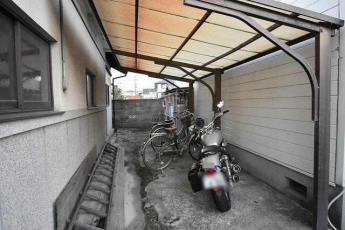 松山市鷹子町のアパートの画像