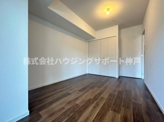 【寝室】