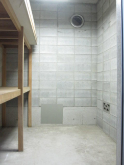 地下専用倉庫あり