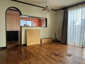 松山市越智３丁目の中古一戸建ての画像