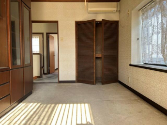 松山市越智３丁目の中古一戸建ての画像
