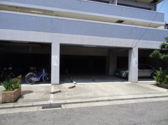 駐車場1台空き有