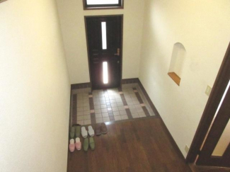玄関・ホールは広々