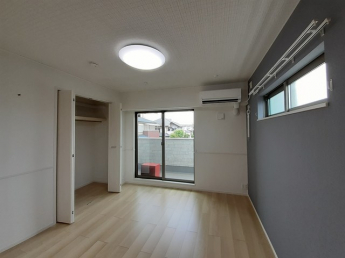 【寝室】