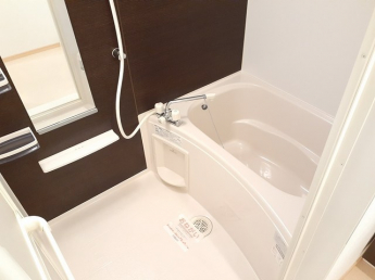 日々の疲れを癒すお風呂付です