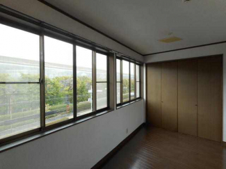 伊丹市昆陽池１丁目のマンションの画像