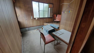 松山市来住町の倉庫の画像