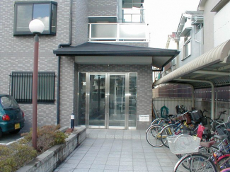 【エントランス】