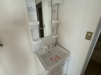 独立洗面化粧台付き