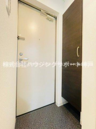 【玄関】