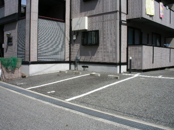 【駐車場】