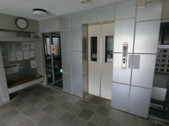 【エントランス】