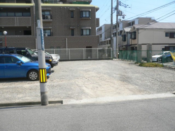 近隣駐車場