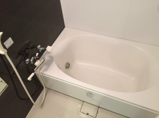日々の疲れを癒すお風呂付です