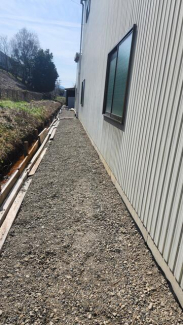 彦根市野田山町の倉庫の画像
