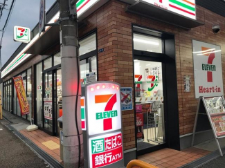 セブンイレブンハートインJR中山寺駅北口店まで262m
