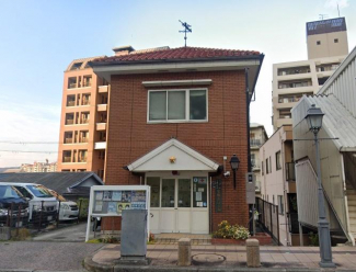 宝塚警察署宝塚南口交番まで337m