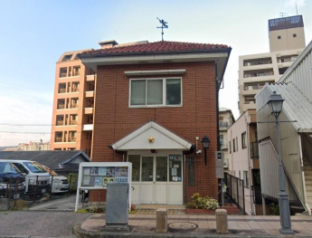宝塚警察署宝塚南口交番まで337m