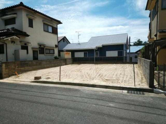 現地写真　◆建築条件なし　◆土地約３２坪　◆北側前面道路幅員