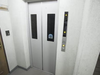 神戸市兵庫区西多聞通１丁目のマンションの画像