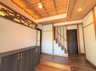 【リフォーム完了】シューズＢＯＸは新品に交換しました。沢山収