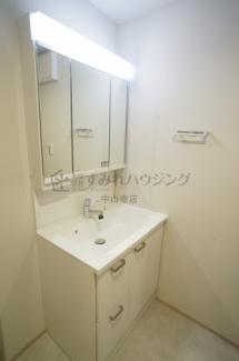 【洗面所】