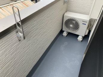 【バルコニー】