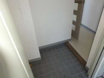 【玄関】