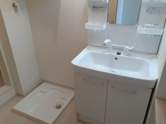 コンパクトで使いやすい洗面所