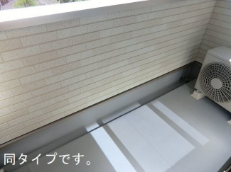 【バルコニー】