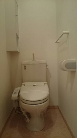 シンプルで使いやすいトイレです