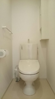 ゆったりとした空間のトイレです