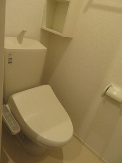 清潔感のあるトイレです