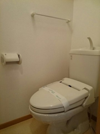 シンプルで使いやすいトイレです