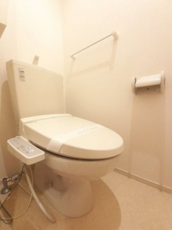 シンプルで使いやすいトイレです