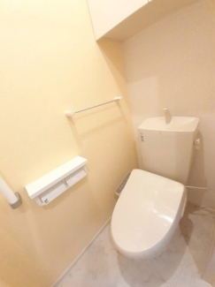 落ち着いたトイレです