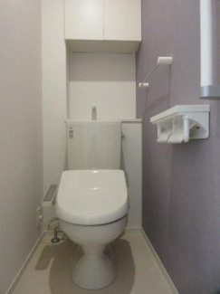 ゆったりとした空間のトイレです